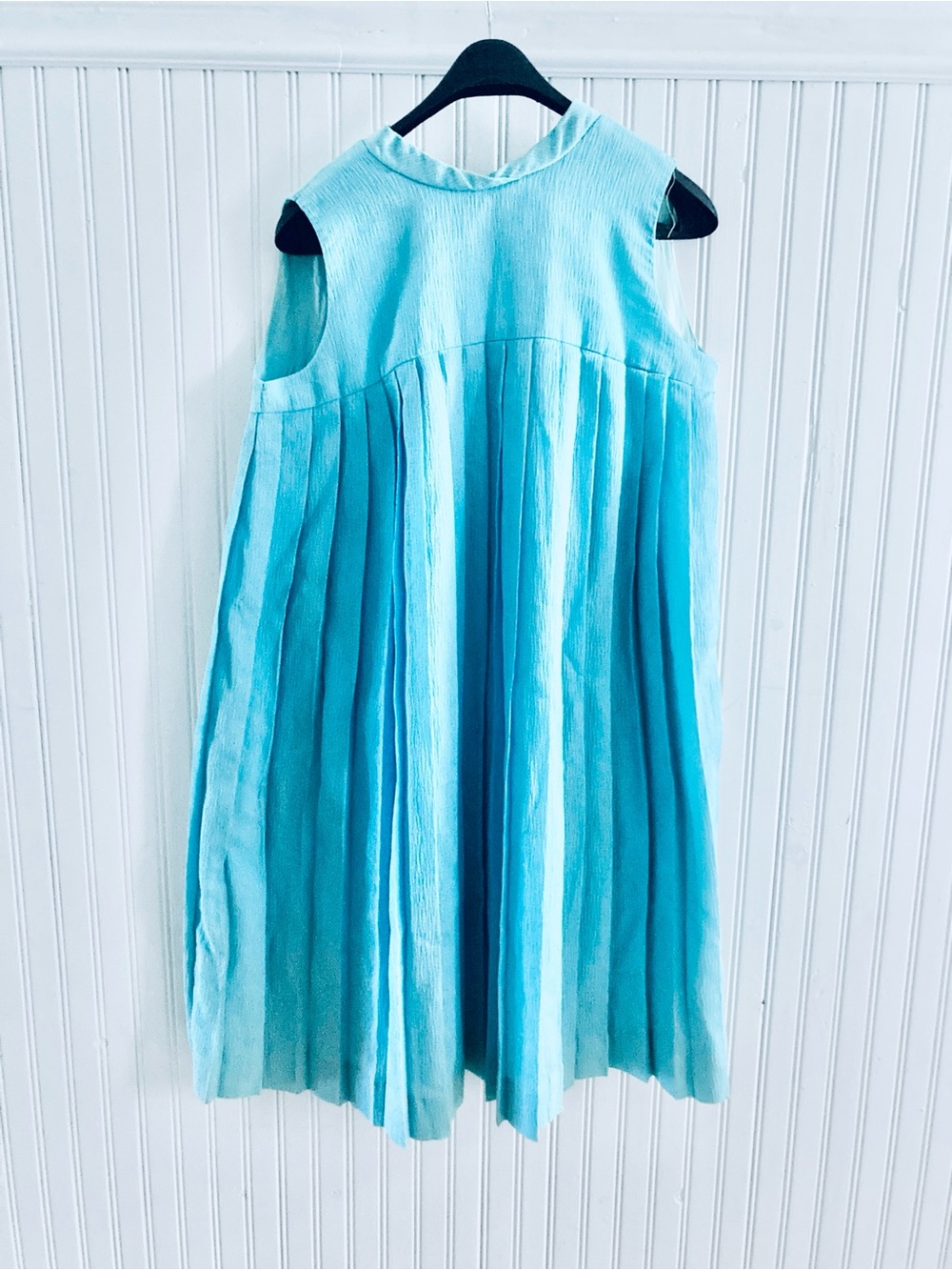 VINTAGE 60’s' Sleeveless Pleated Blue Dress
